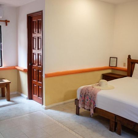 פלאייה דל כרמן Hotel Vista Caribe 5Ta Av A 5 Pasos De La Playa מראה חיצוני תמונה