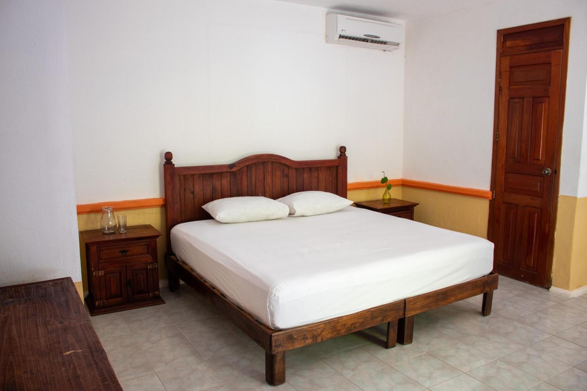 פלאייה דל כרמן Hotel Vista Caribe 5Ta Av A 5 Pasos De La Playa מראה חיצוני תמונה