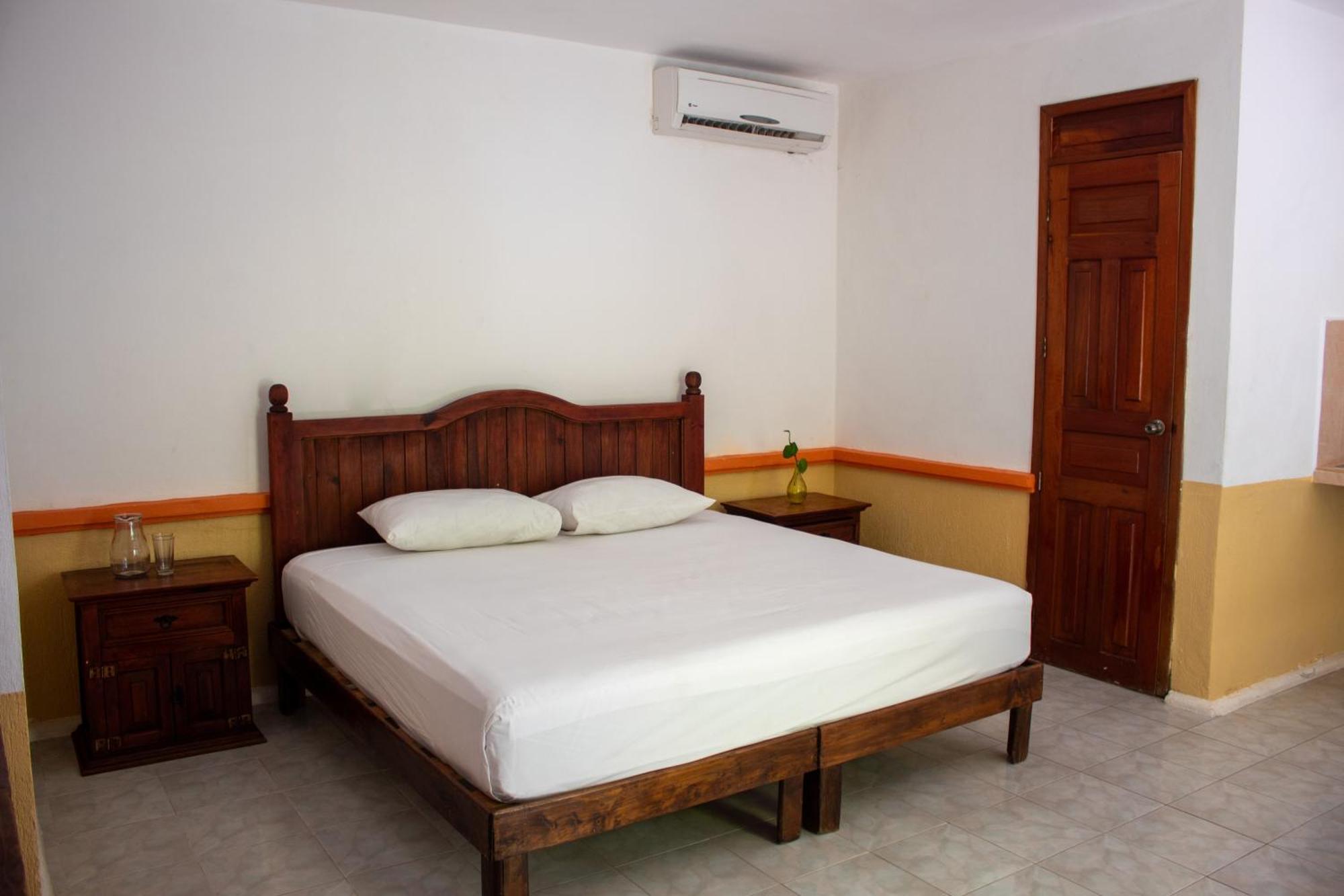 פלאייה דל כרמן Hotel Vista Caribe 5Ta Av A 5 Pasos De La Playa מראה חיצוני תמונה