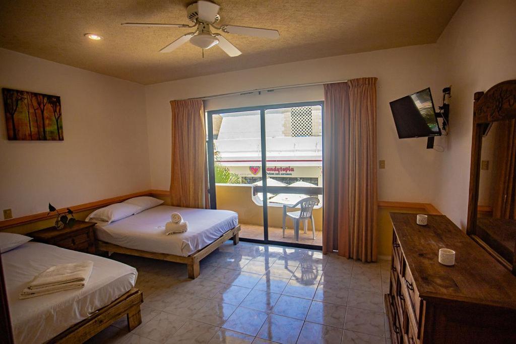 פלאייה דל כרמן Hotel Vista Caribe 5Ta Av A 5 Pasos De La Playa מראה חיצוני תמונה